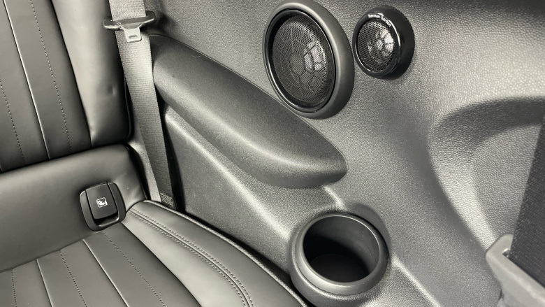 MINI Hatchback 2.0 Cooper S Exclusive 3dr Auto Petrol Hatchback